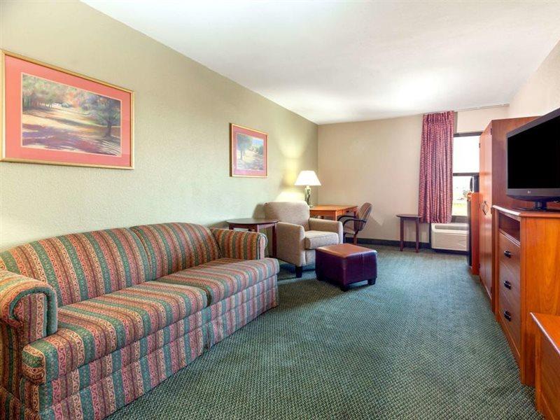 מלון Baymont By Wyndham Amarillo East מראה חיצוני תמונה